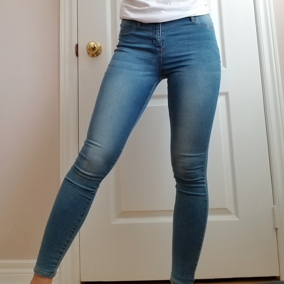 Light Blue Skinny Jeans - Picture 2 of 4